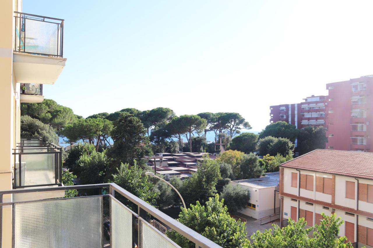 Cimarosa 5 Appartement Follonica Buitenkant foto